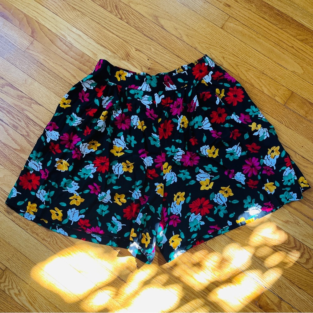 Adorable Vintage Retro Jacque & KoKo Floral Shorts